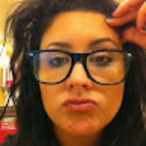 Meet your Posher, Alie